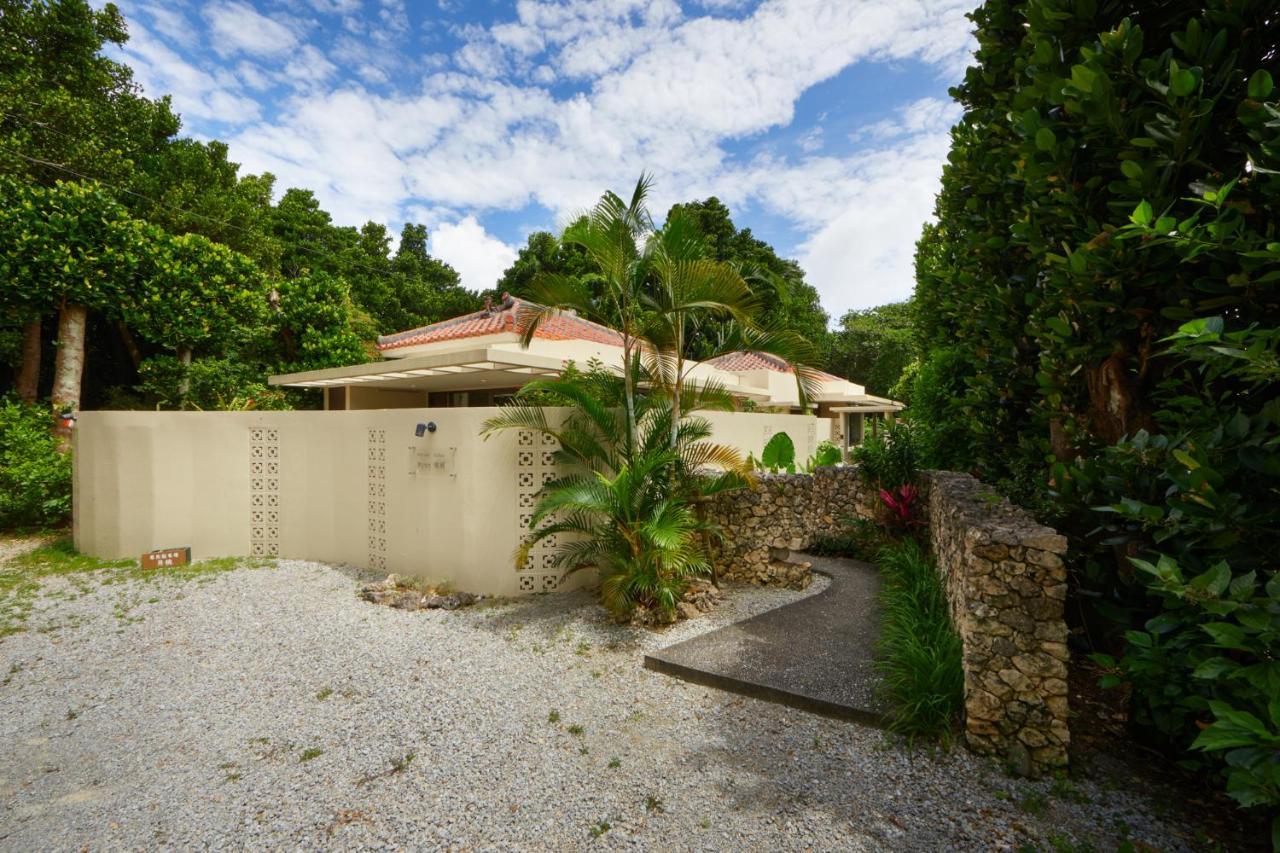 Private Villas Ryuz備瀬 Motobu Exterior photo